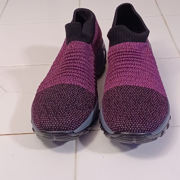 Hyperboost Women's Slip-on Sneakers, Size 9, Purple - Picture 2 of 10